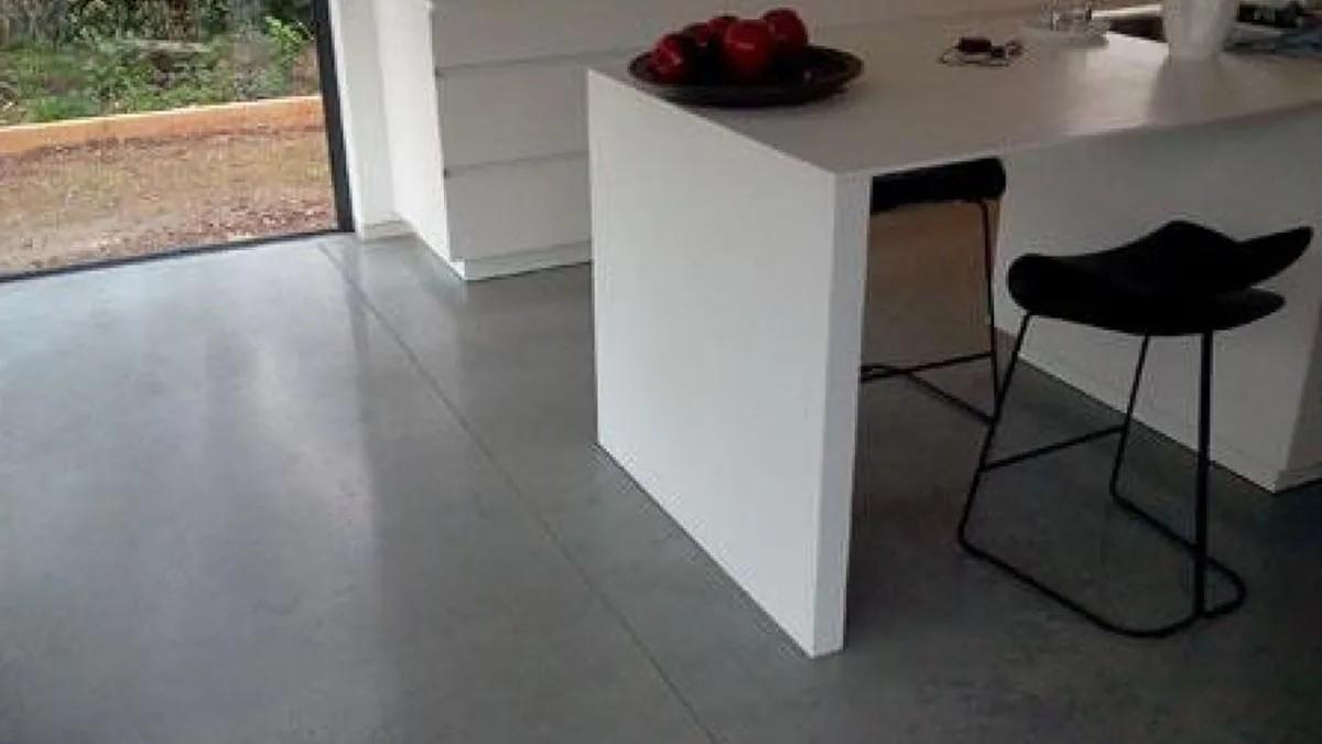 Gepolierde betonvloer in keuken